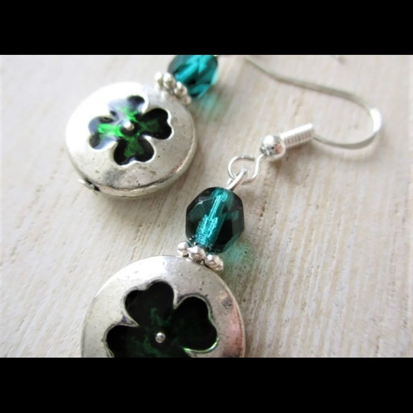 Four Leaf Clover Silver Earrings - Picture 3 of 5
